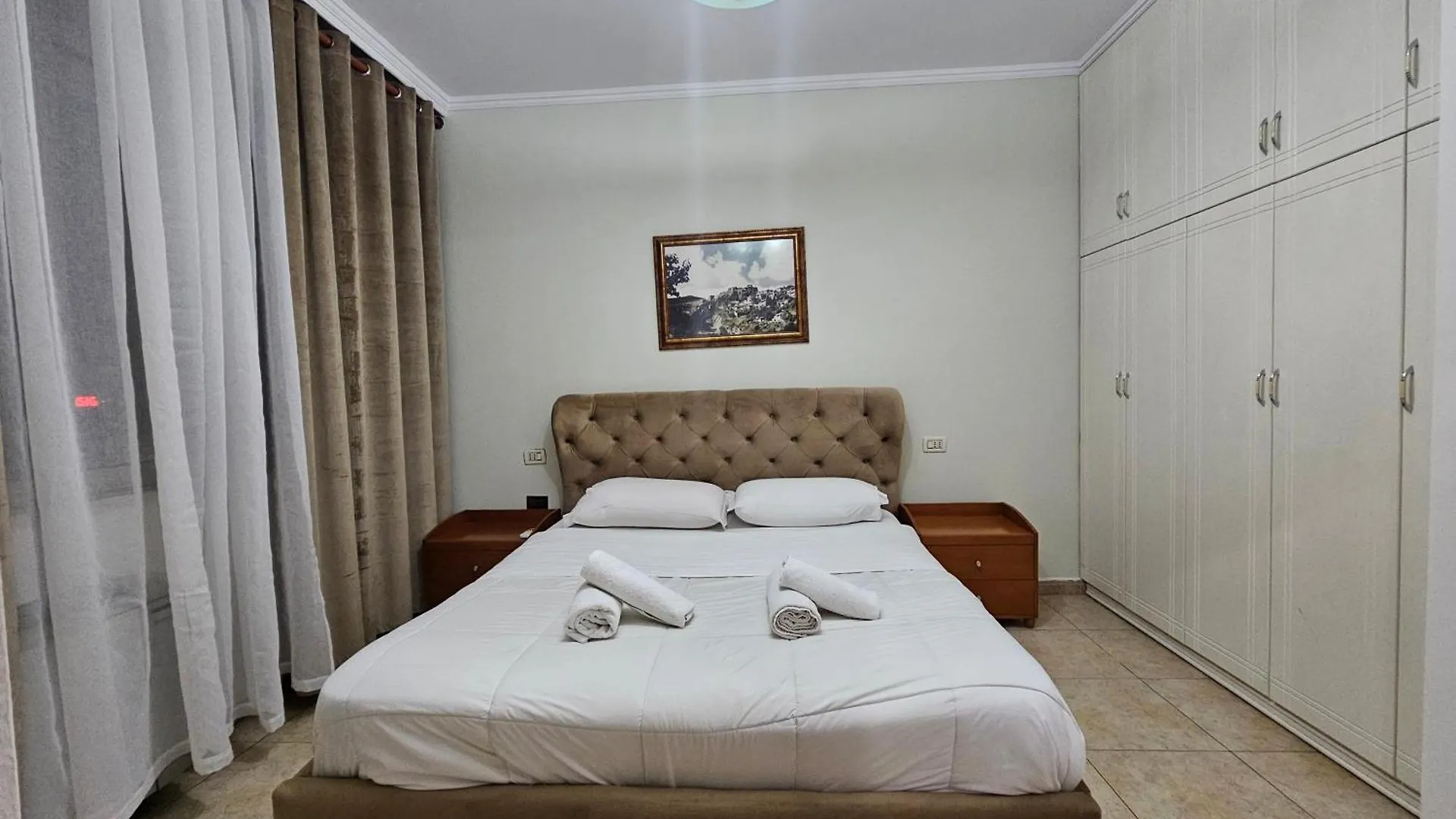 Skanderbeg Square Explorer Apartments Tirana Albania