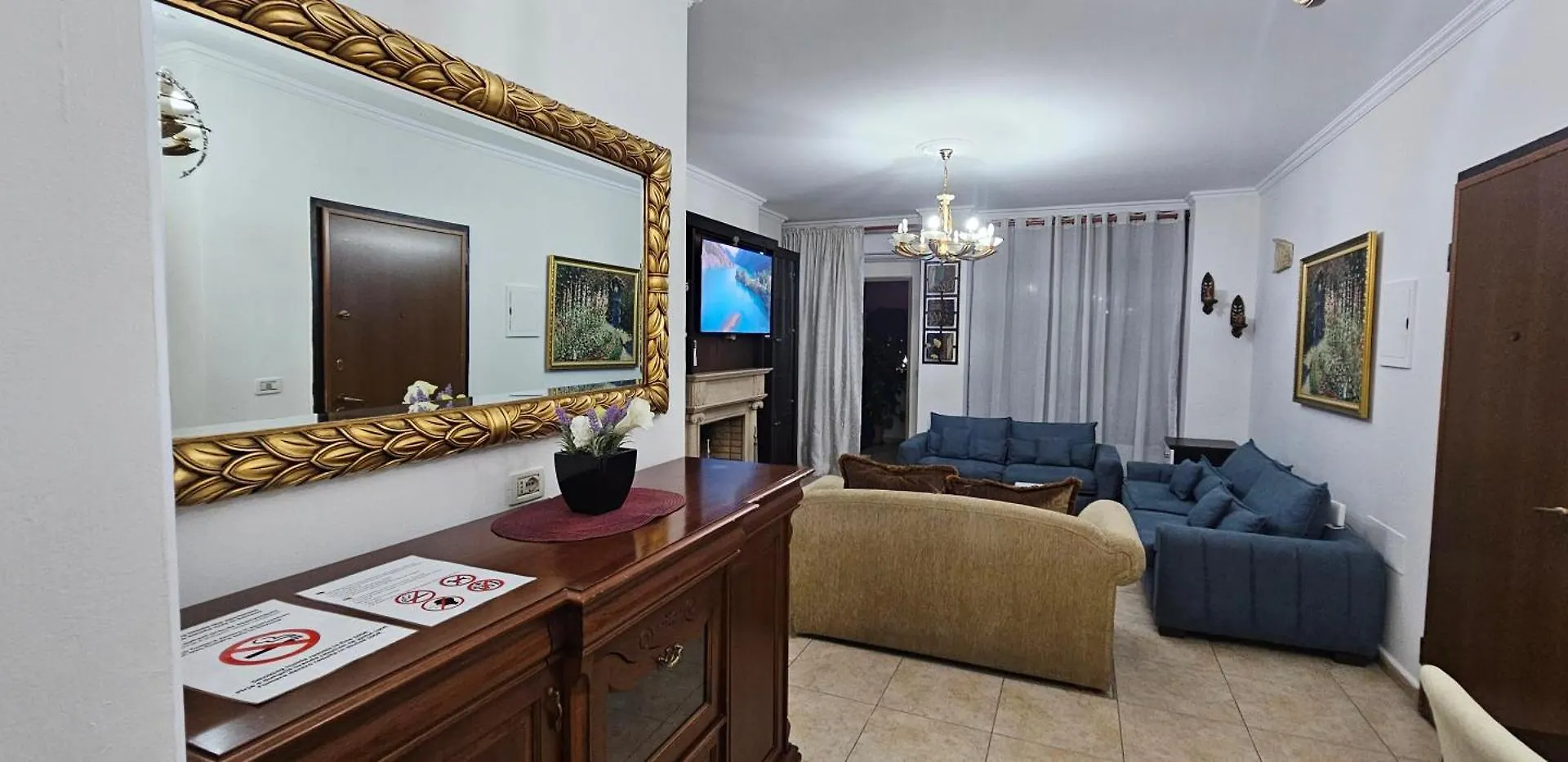 Skanderbeg Square Explorer Apartments Tirana Albania